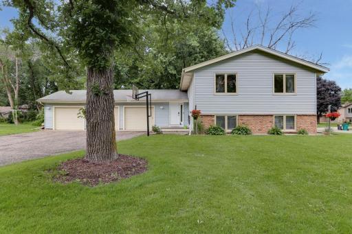 Amazing five bedroom and three bath split level home in great Lakeville location.