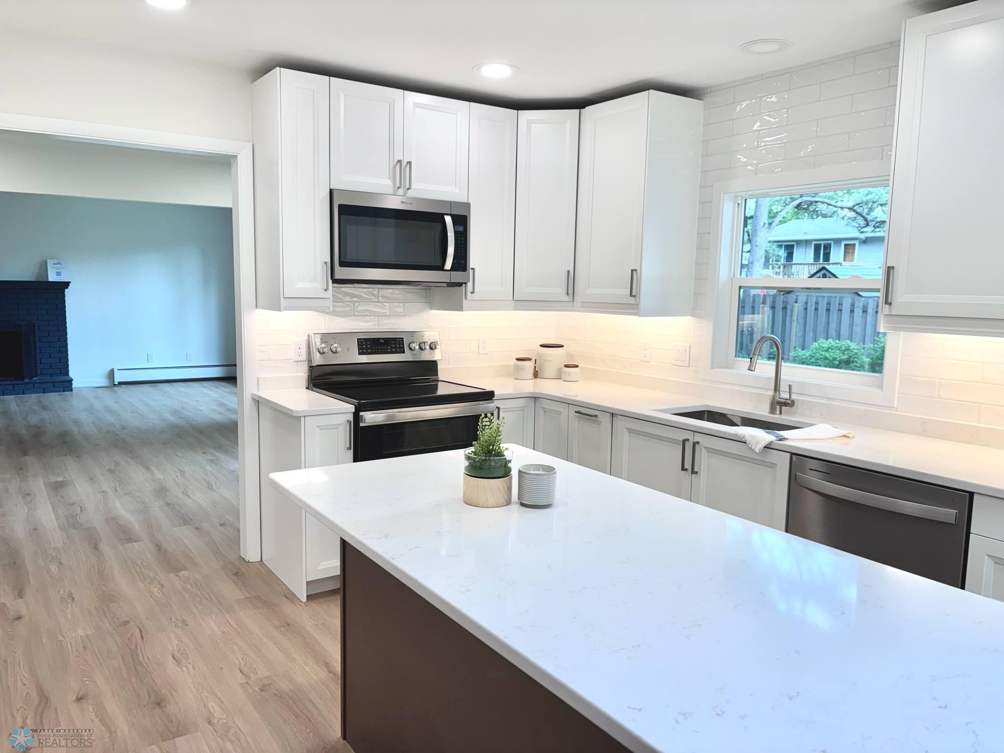Kitchen - Angle into Dining Room.jpg