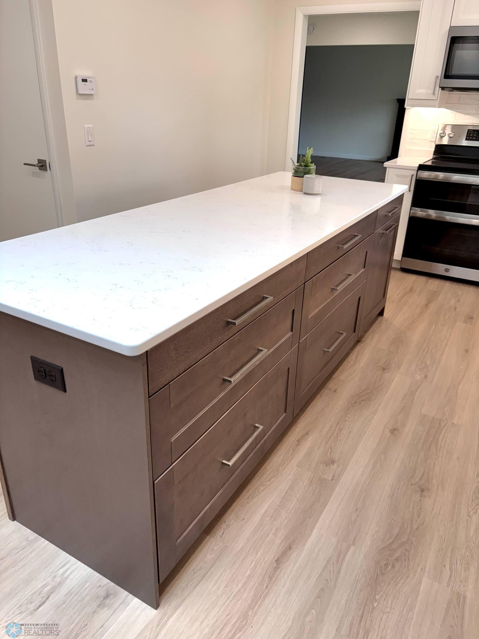 Kitchen Island Close Up.jpg