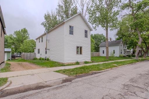 205 Elm Avenue SE, Montgomery, MN 56069