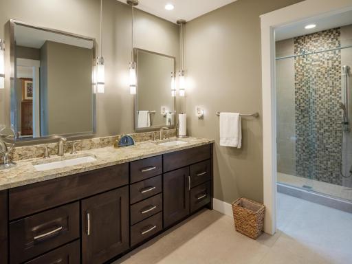 2318 Telemark Lane NW, Rochester, MN 55901
