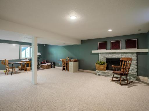 2318 Telemark Lane NW, Rochester, MN 55901