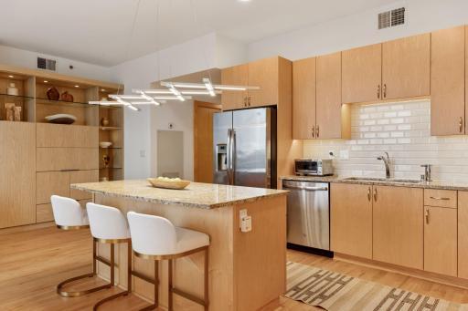 1240 S 2nd Street, 822, Minneapolis, MN 55415