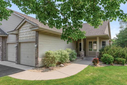 2750 Park View Court, Saint Paul, MN 55117