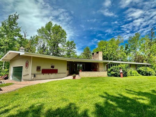 912 Central Avenue W, Greenbush, MN 56726