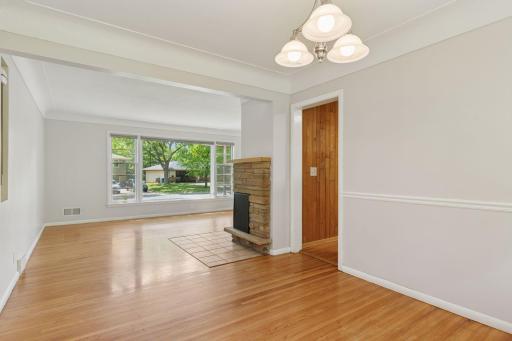 1616 Florida Avenue N, Golden Valley, MN 55427