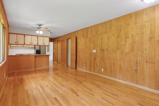 1616 Florida Avenue N, Golden Valley, MN 55427