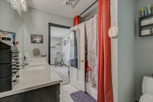 17690 Clayton Avenue E, Rosemount, MN 55068