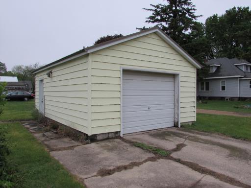 202 W Main Street, Ceylon, MN 56121