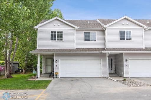 5512 Bishops Boulevard S, Unit D, Fargo, ND 58104