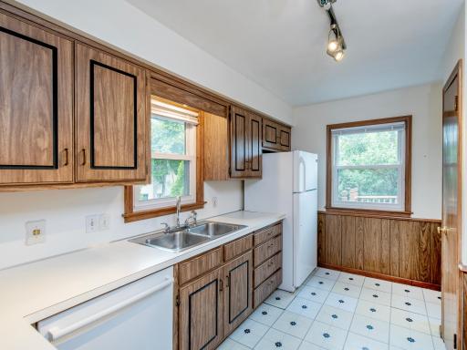 2086 Itasca Avenue, Saint Paul, MN 55116