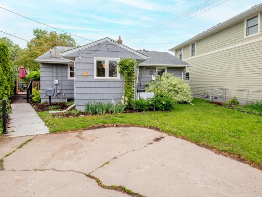 2086 Itasca Avenue, Saint Paul, MN 55116
