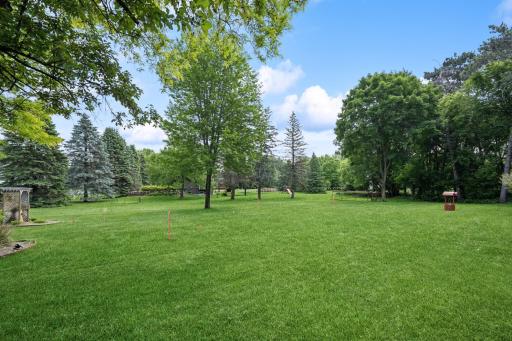 Open Yard-Perfect For Entertainment/Relaxation/Fun
