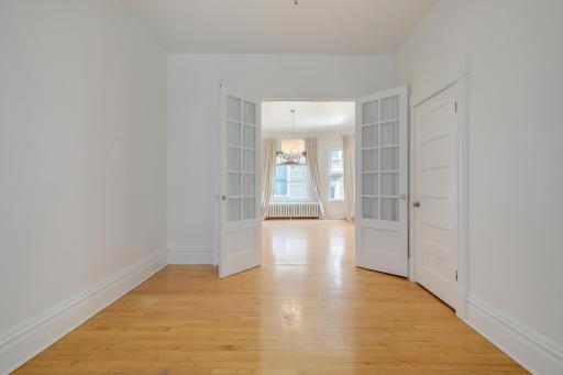 2204 Girard Avenue S, Minneapolis, MN 55405
