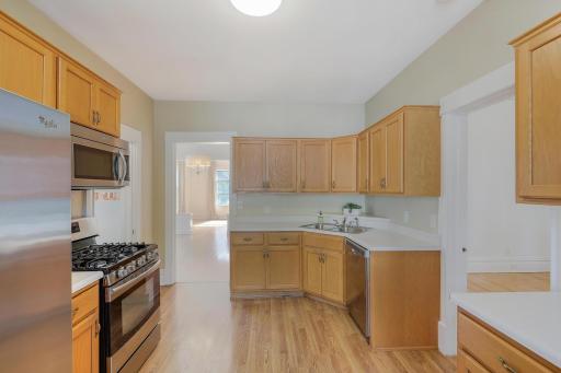 2204 Girard Avenue S, Minneapolis, MN 55405