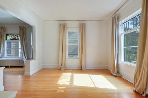 2204 Girard Avenue S, Minneapolis, MN 55405