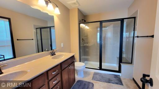 9695 Independence Circle, 4, Chanhassen, MN 55317