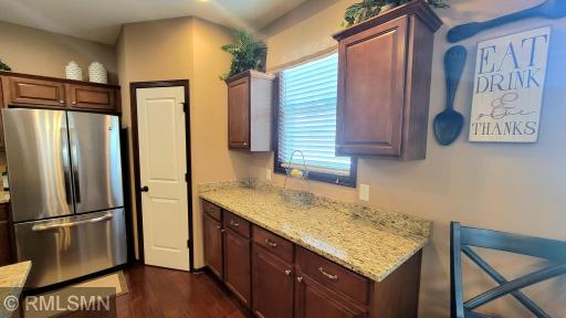 9695 Independence Circle, 4, Chanhassen, MN 55317