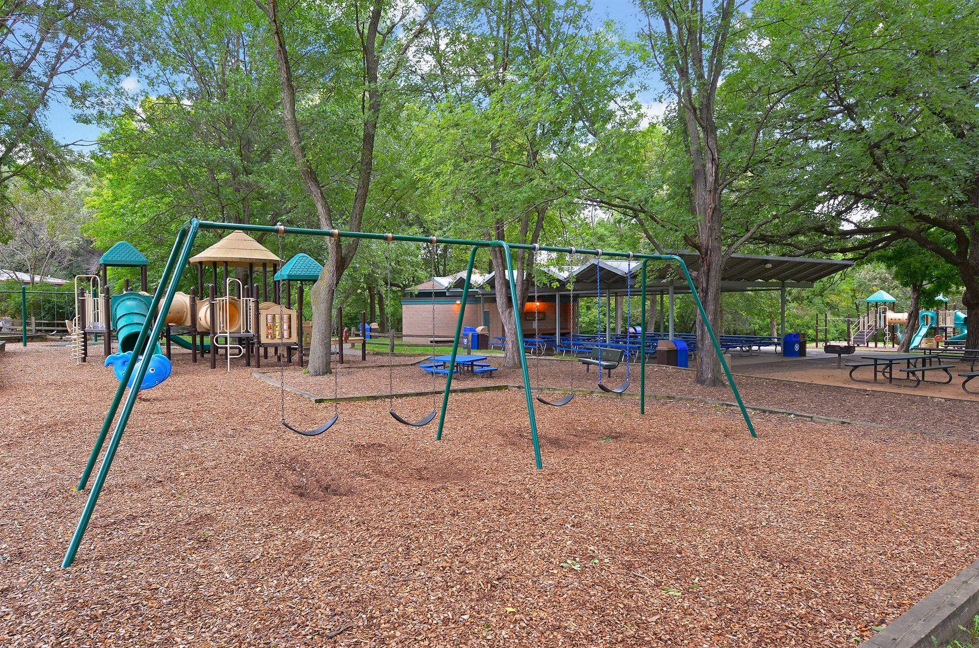 Moir Park play/picnic area