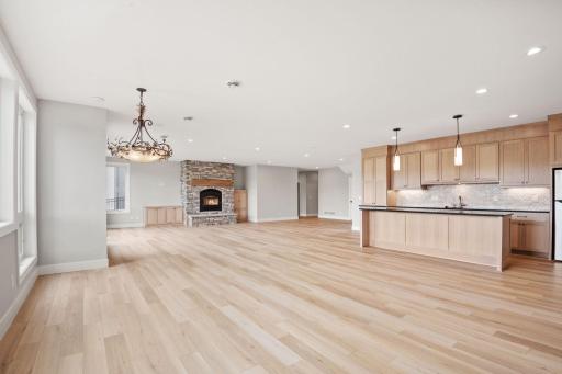 16585 46th Avenue N, Minneapolis, MN 55446