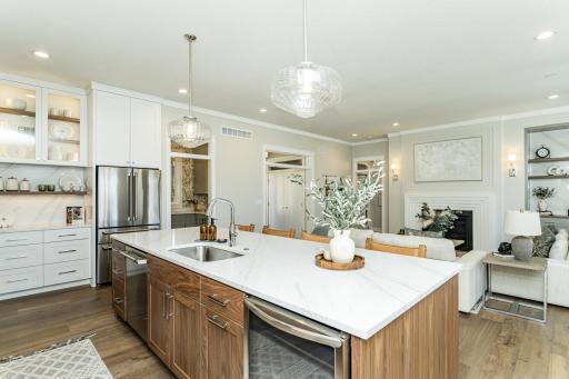 1747 Mayowood Court SW, Rochester, MN 55902