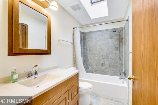 700 Knob Hill Road, Burnsville, MN 55337