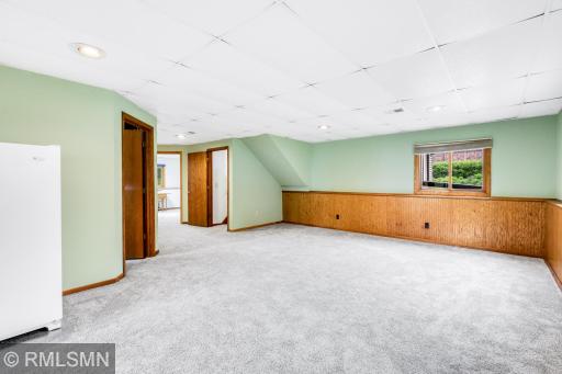 700 Knob Hill Road, Burnsville, MN 55337