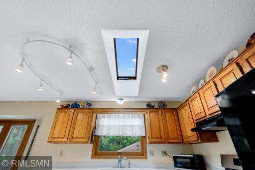 700 Knob Hill Road, Burnsville, MN 55337