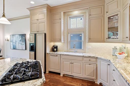300 Bellwether Path, Wayzata, MN 55391