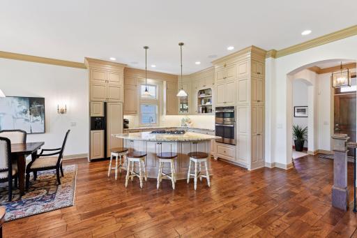 300 Bellwether Path, Wayzata, MN 55391
