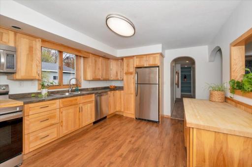2721 N 23rd Street, Superior, WI 54880
