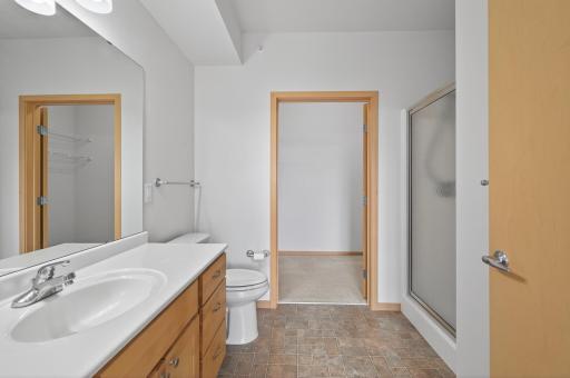5445 Boone Avenue N, 216, New Hope, MN 55428