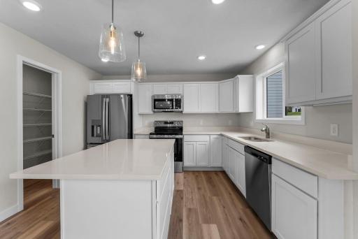 7451 Agate Trail, Inver Grove Heights, MN 55077