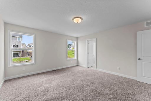 7451 Agate Trail, Inver Grove Heights, MN 55077