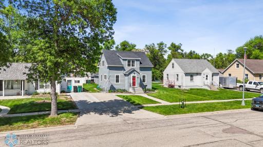 114 2nd Avenue E, West Fargo, ND 58078