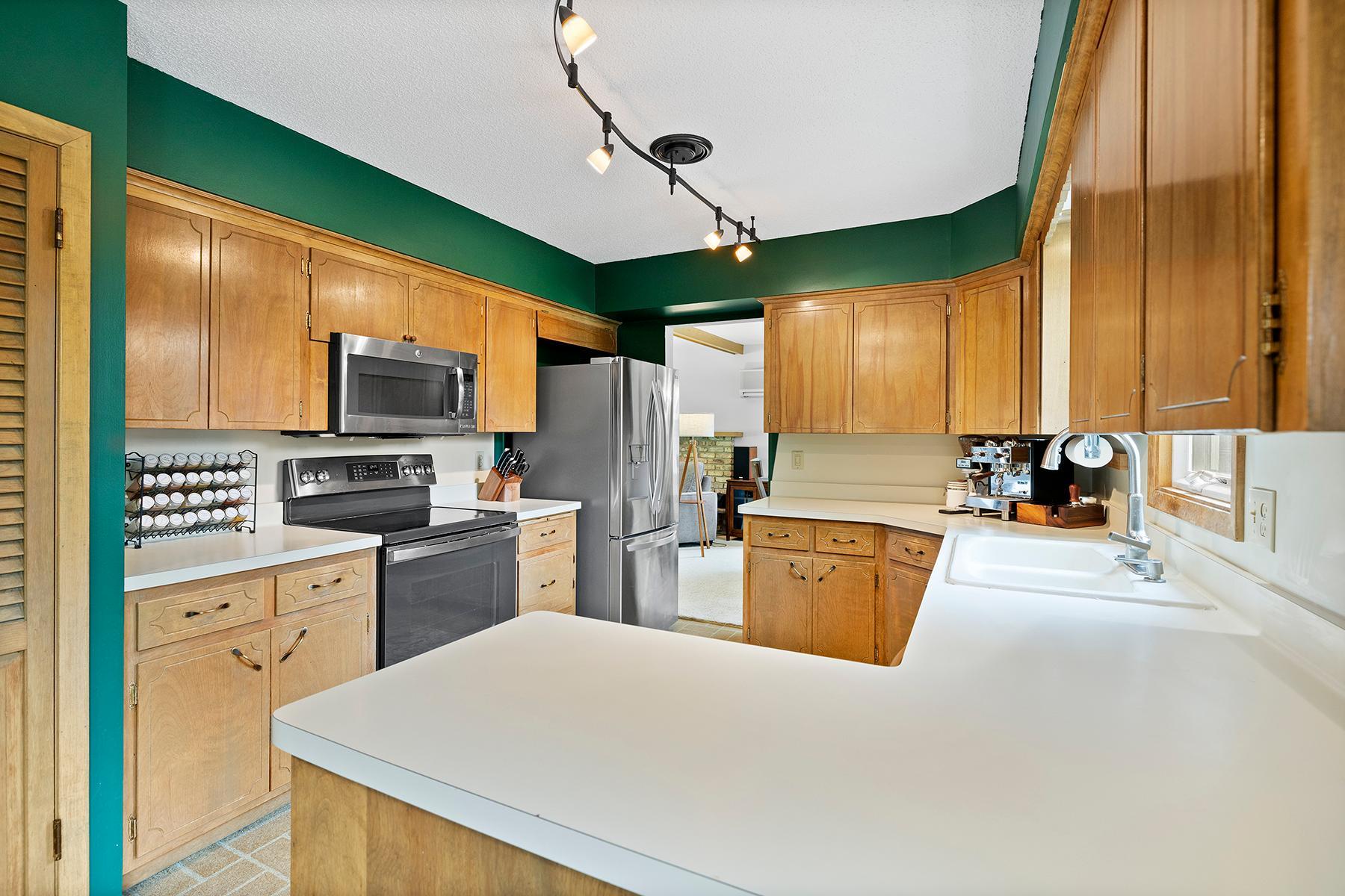 Neutral Kitchen with Great Counter Space