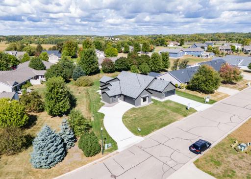 724 Westland Lane, New London, MN 56273