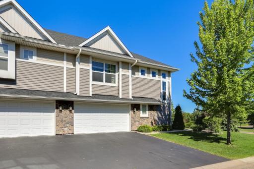 3276 Lakewood Trail, Saint Paul, MN 55129