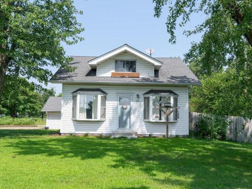 320 West 70th Street Richfield MN 55423 USA-001-021-W 70th St1-MLS_Size.jpg