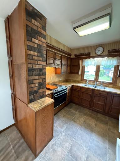 412 Vernon Avenue, Morgan, MN 56266
