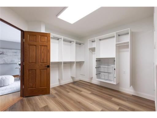 1475 River Shore Drive, Hastings, MN 55033
