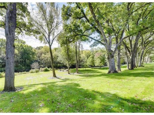 1475 River Shore Drive, Hastings, MN 55033