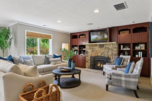 950 Willow View Drive, Orono, MN 55356