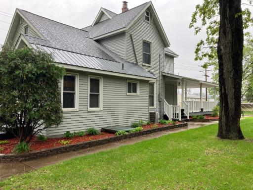 903 S 2nd Street, Princeton, MN 55371