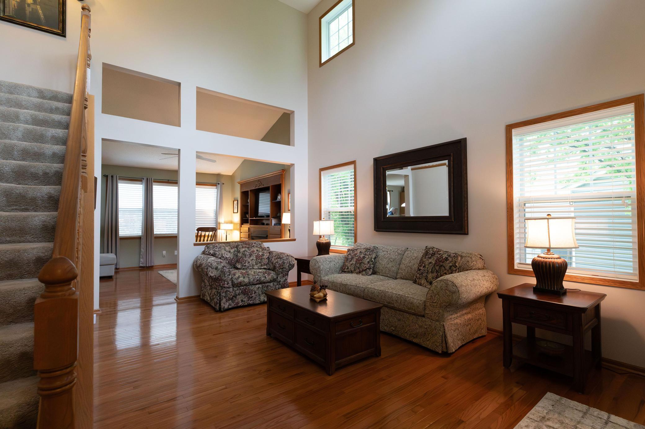 Entry - 8521 Allegheny Grove Blvd.jpg