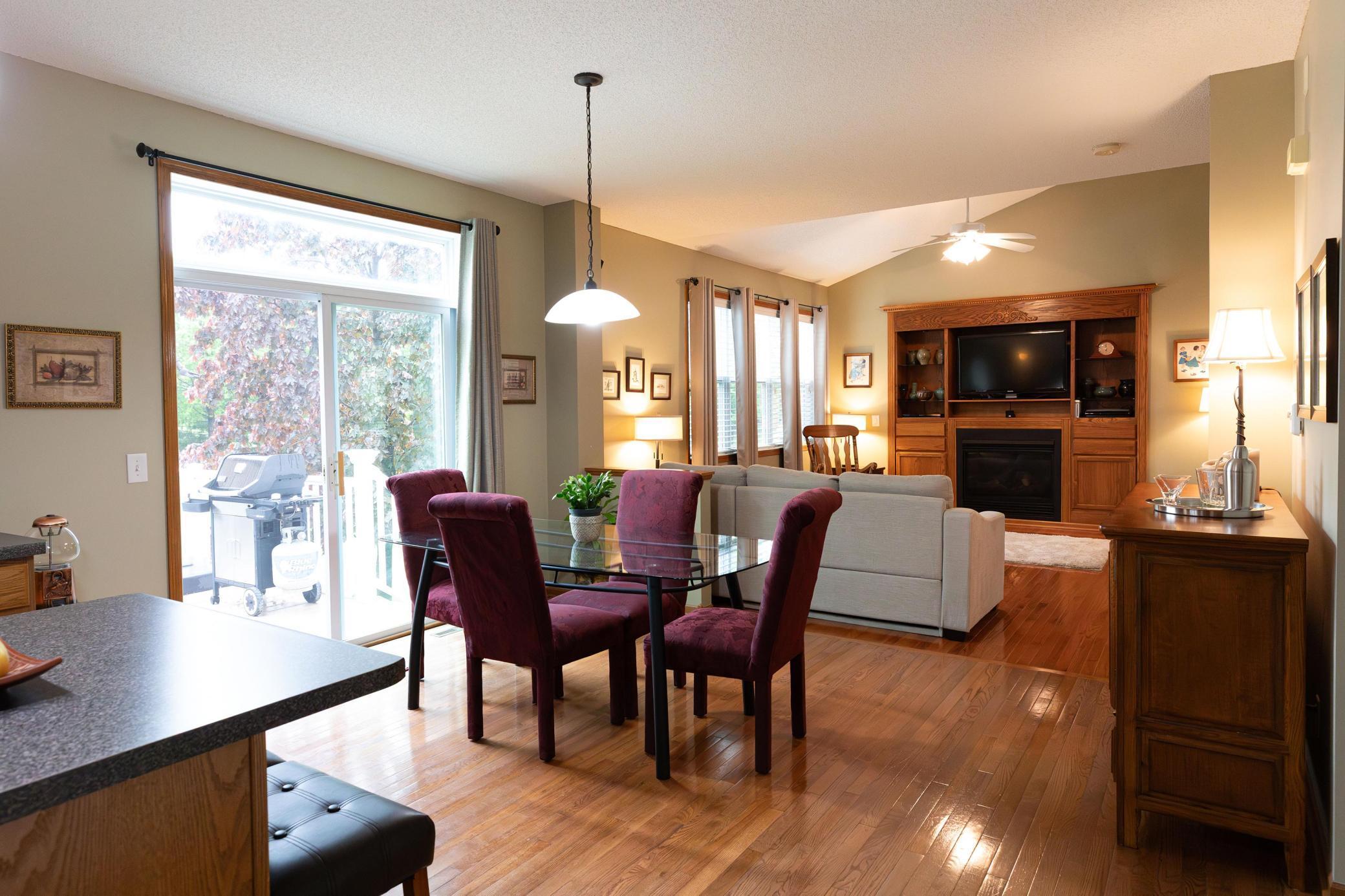 Dining and Family Room - 8521 Allegheny Grove Blvd.jpg