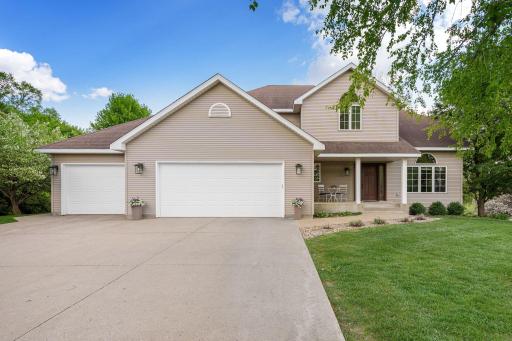 14430 Rice Lake Drive, Waseca, MN 56093