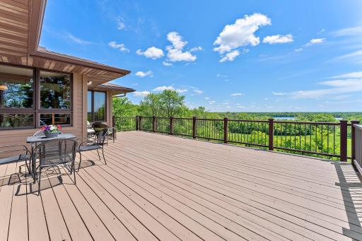 Large Deck is perfect for Entertaining, Bird Watching or Soaking in the View.