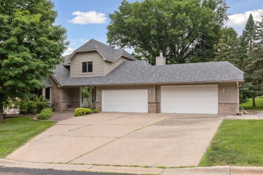 14733 Innsbrook Circle, Burnsville, MN 55306