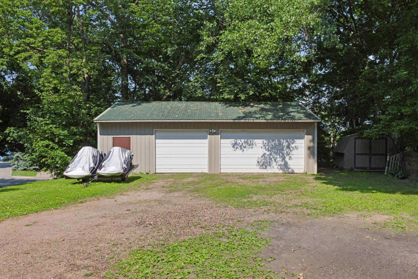 Detached Garage 2
